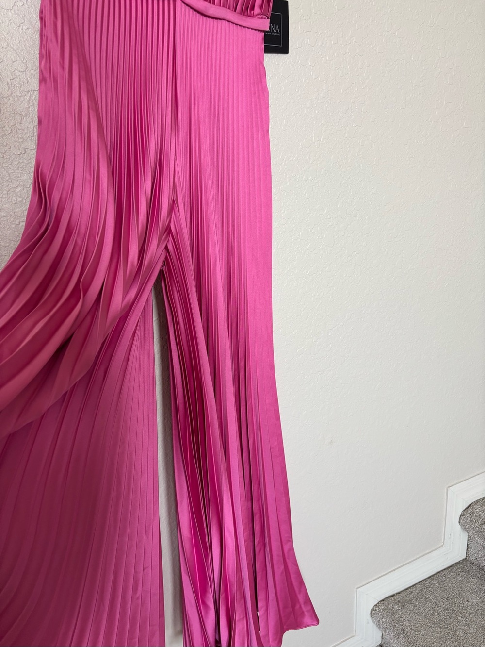 Mac Duggal Pleated Plunge Neck Wide Leg Jumpsuit - Picture 9 of 16